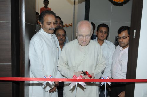 1651573050769211618 (1)